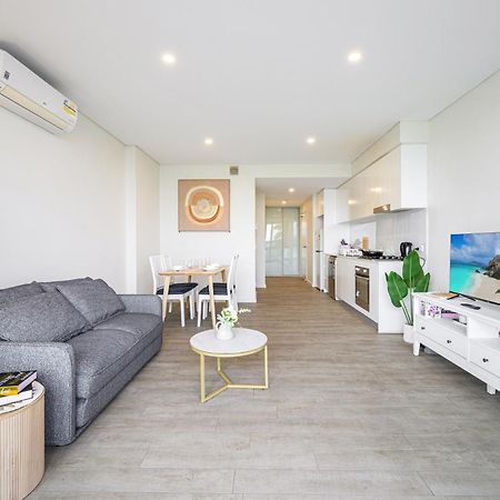 Liverpool Adorable 2Br Apt With Free Parking Warwick Farm Exterior foto